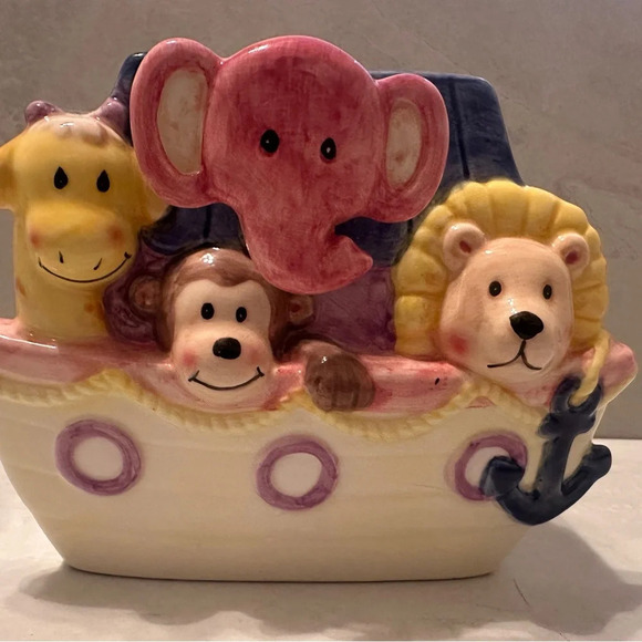 Vintage Napco Ceramic “Noah’s Ark” Music Box Room Decor Plays It’s A Small World - Picture 7 of 7